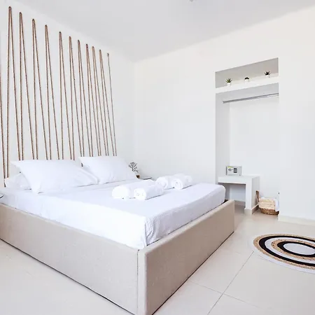 Apartment Paraportiani In